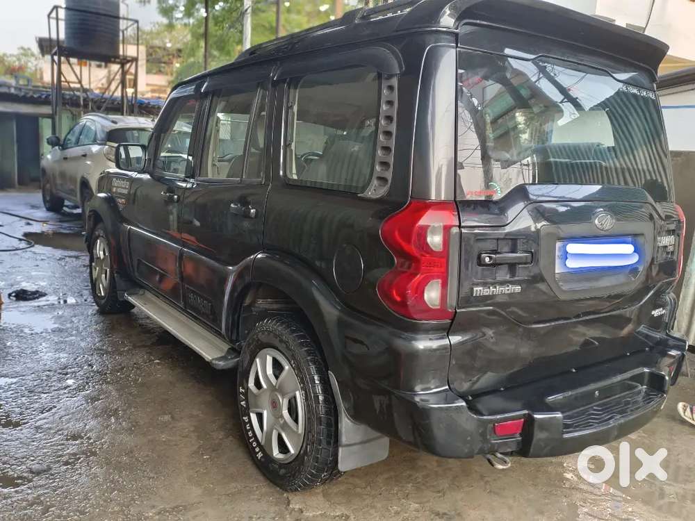 Mahindra Scorpio 2017 Diesel 65216 Km Driven