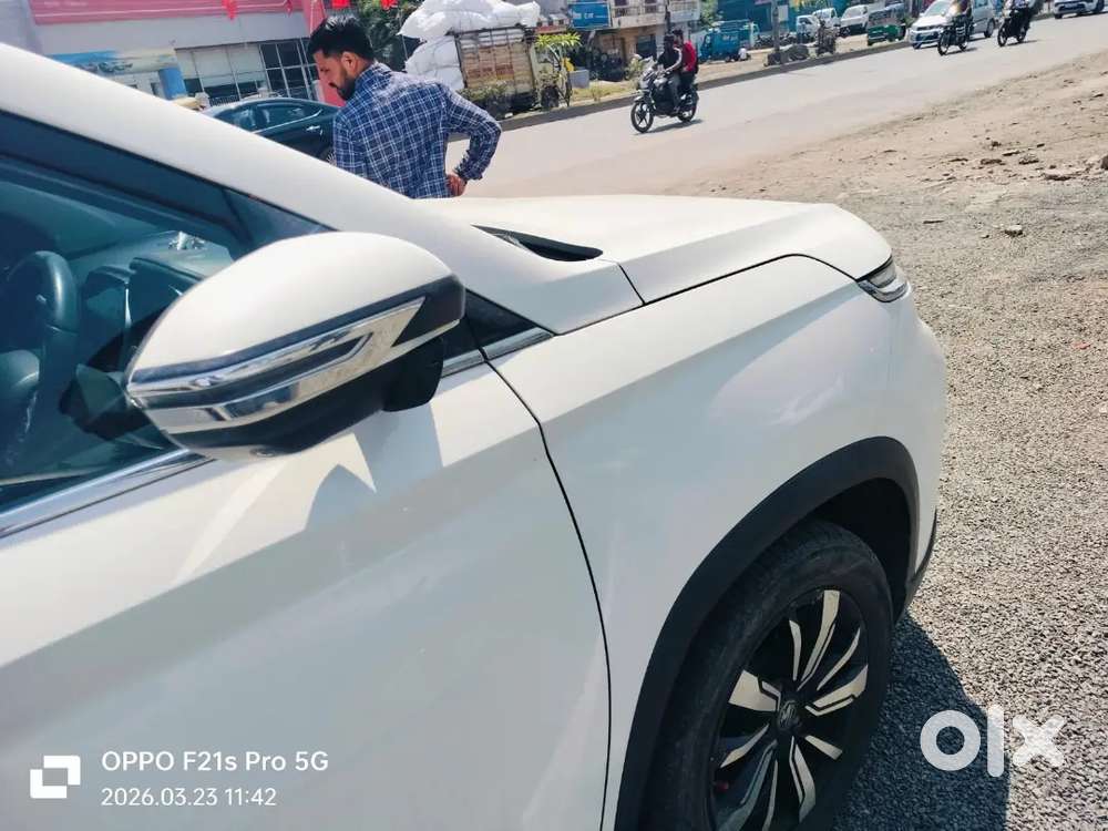 Mg Hector Sharp Diesel Topend Model Fully Maintained.