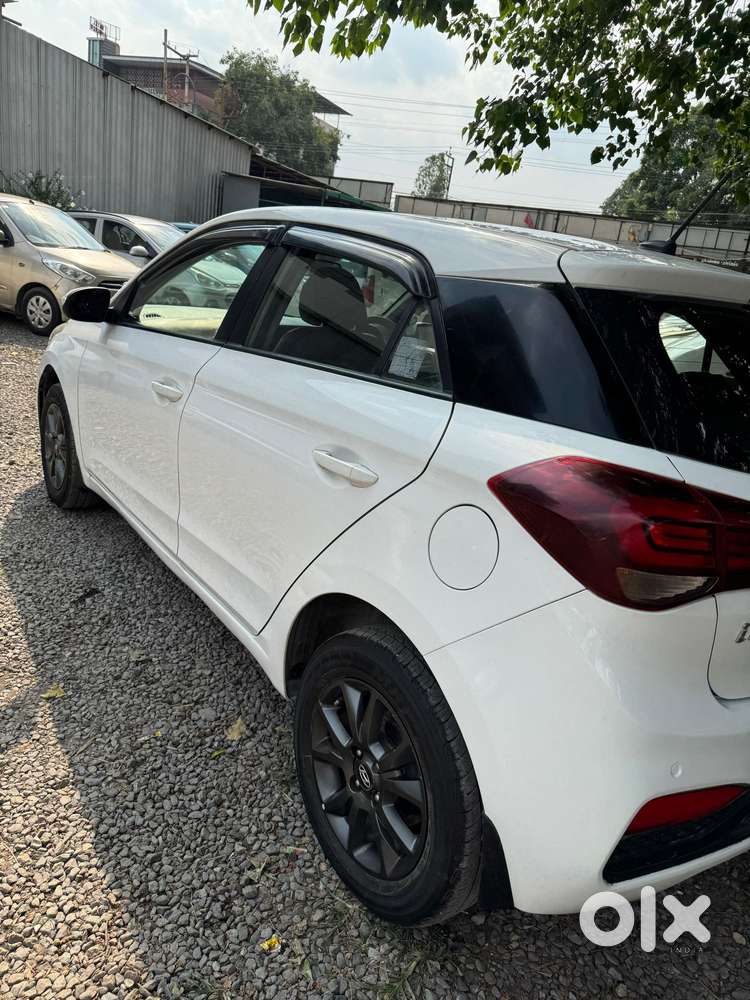 Hyundai I20 Petrol Asta Dual Tone, 2018, Petrol