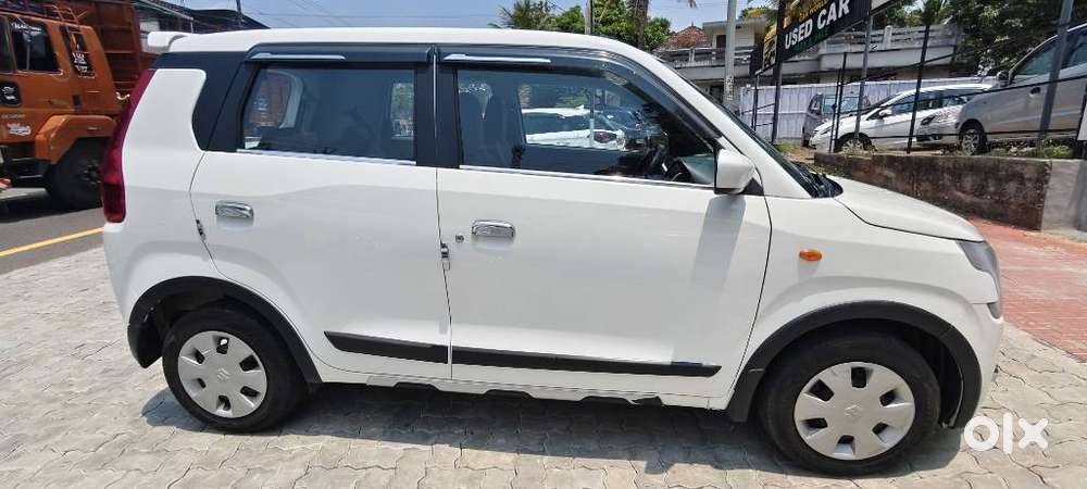 Maruti Suzuki Wagon R Vxi Amt1.2, 2021, Petrol