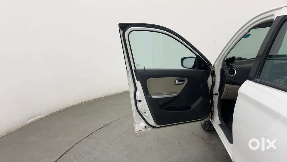Maruti Suzuki Alto K10 1.0 Vxi Amt, 2016, Petrol