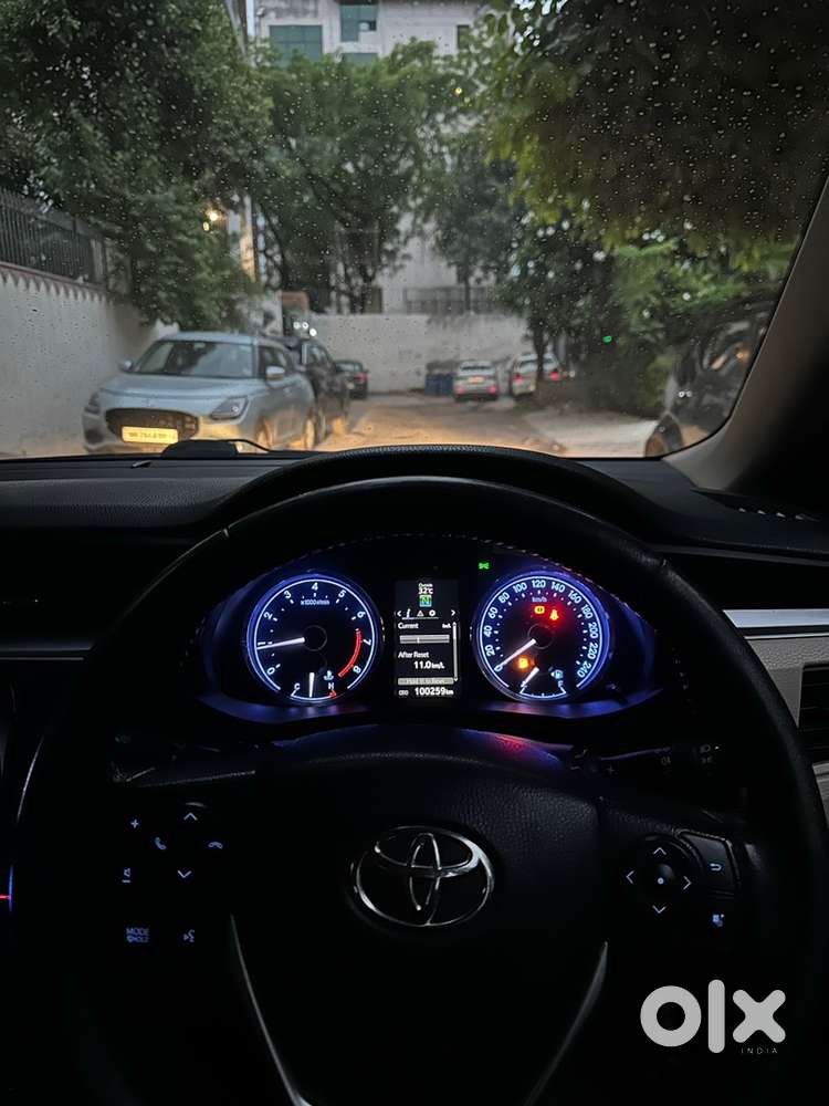 Toyota Corolla Altis 2017