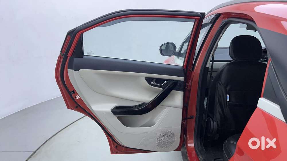Tata Nexon 1.2 Revotron Xz Plus, 2023, Petrol