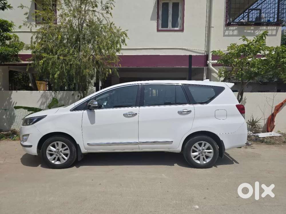 Toyota Innova Crysta 2.8 Gx At 7 Str, 2016, Diesel