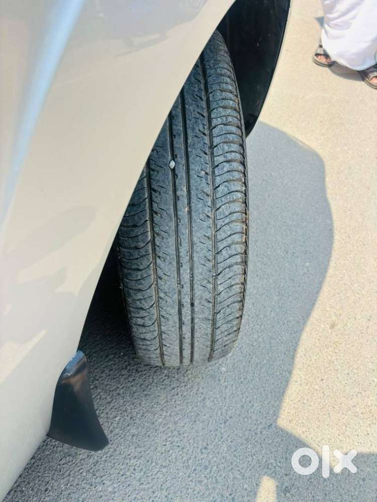 Ford Figo Petrol Zxi, 2013, Petrol