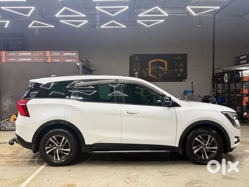 Mahindra Xuv700 2.2 Ax 5 Diesel Mt 7 Str, 2023, Diesel