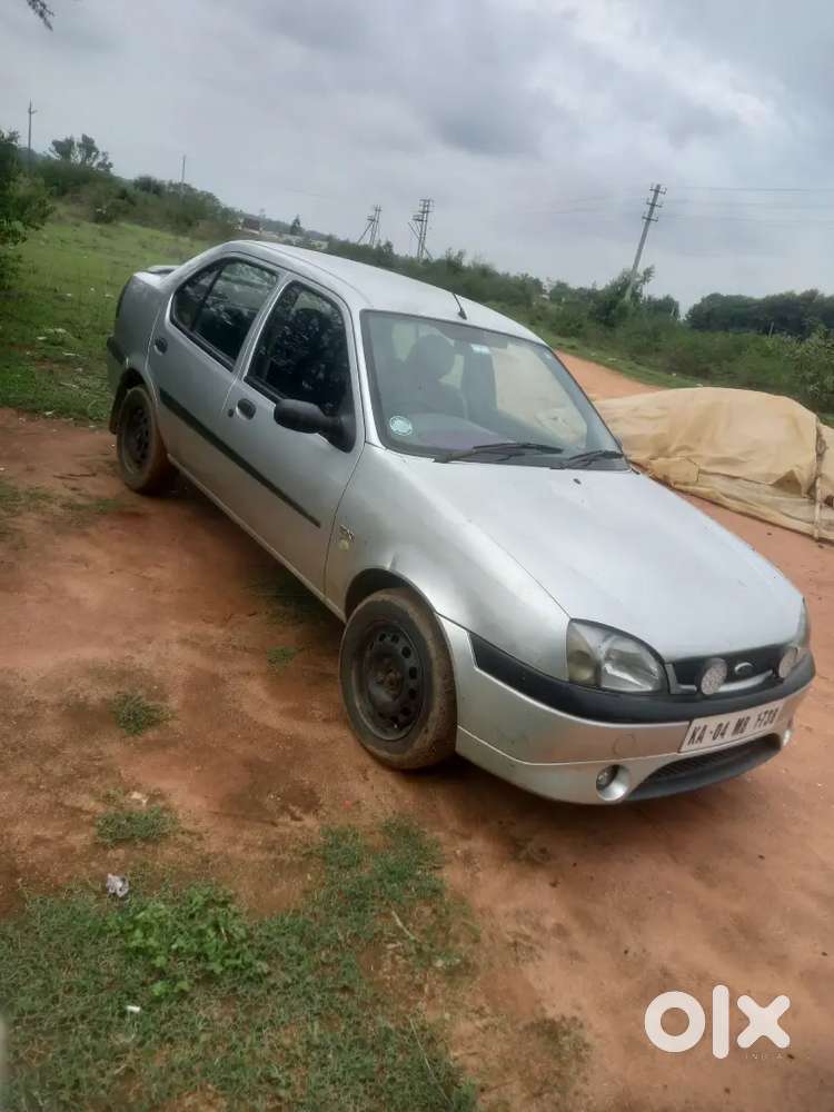 Ford Ikon 1.6 Exi 2004