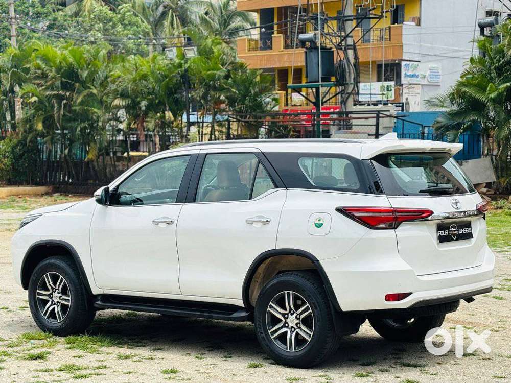 Toyota Fortuner 4x2 At 2.8 Diesel, 2022, Diesel