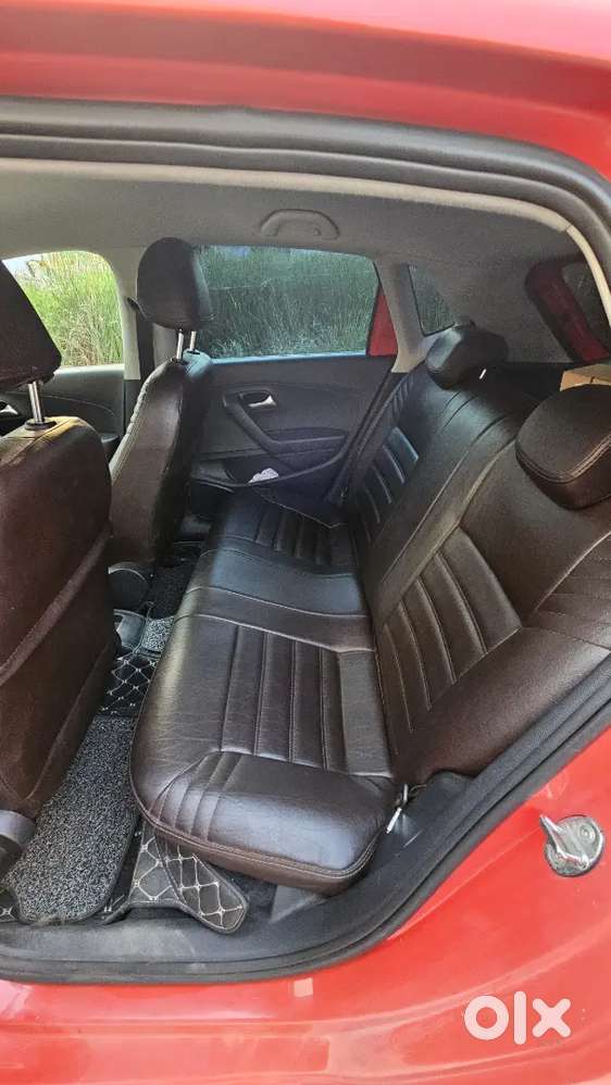 Volkswageon Polo 1l Tsi Comfortline Flash Red Colour Car.