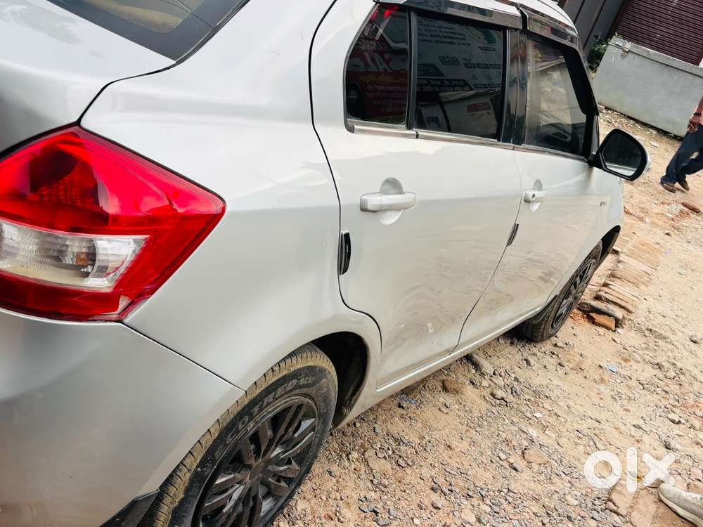 Maruti Suzuki Swift Dzire Vdi (o), 2015, Petrol