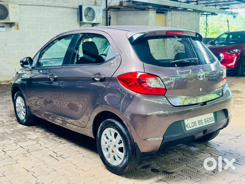 Tata Tiago 1.2 Revotron Xza, 2018, Petrol