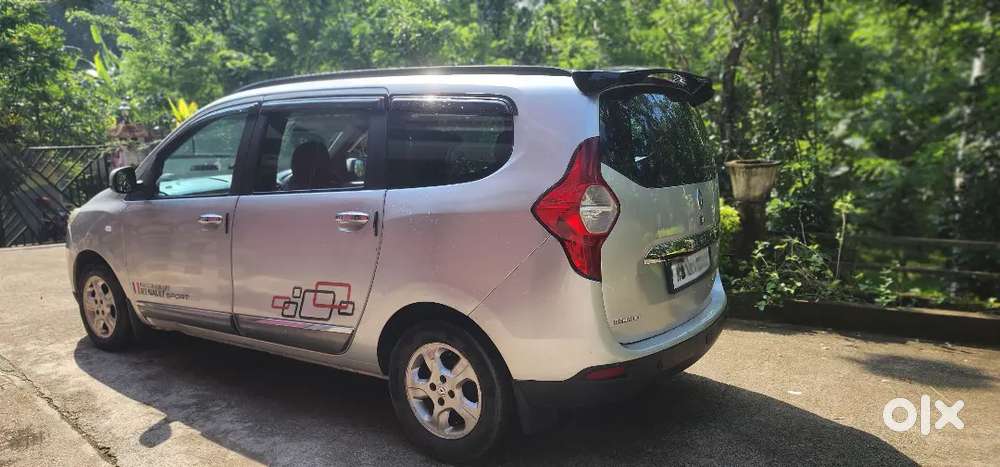 Renault Lodgy 2016 Diesel 112000 Km Driven