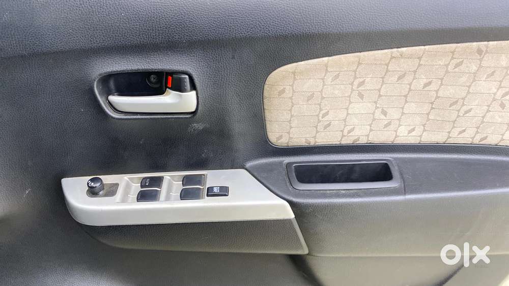 Maruti Suzuki Wagon R 1.0 2015-2019 Vxi Amt, 2015, Petrol