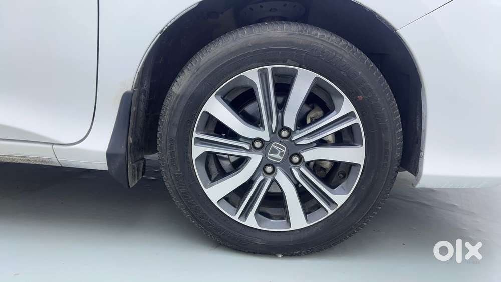 Honda City 1.5 V 4th Gen I-vtec Mt, 2023, Petrol