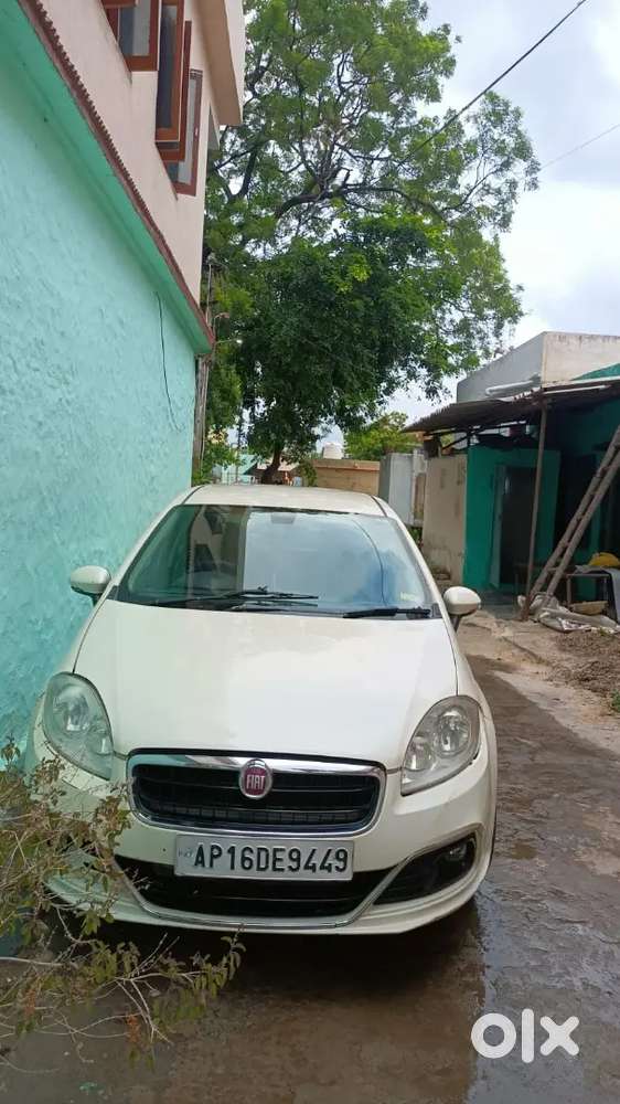 Fiat Linea Emotion 2016 Diesel