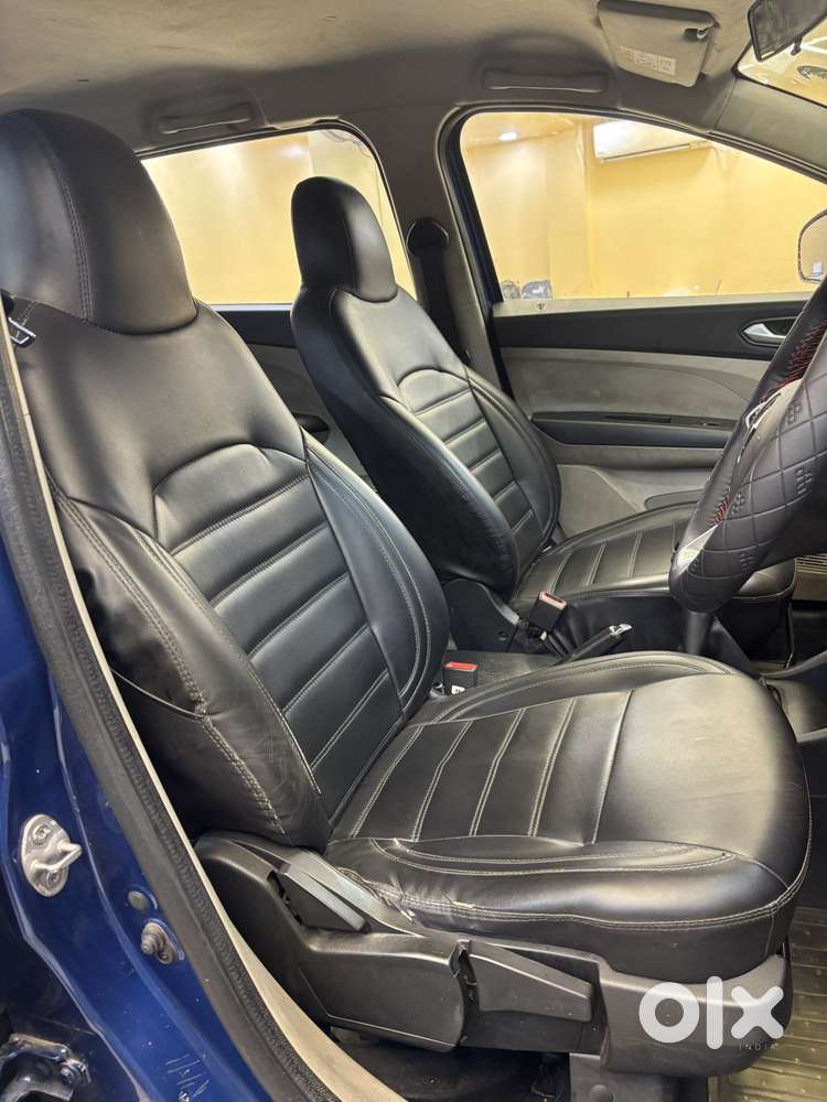 Renault Triber Rxt, 2022, Petrol