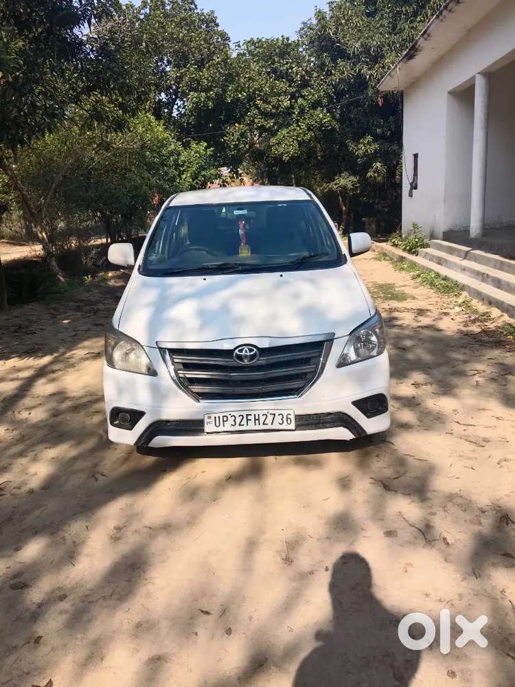 Toyota Innova Diesel 7 2014