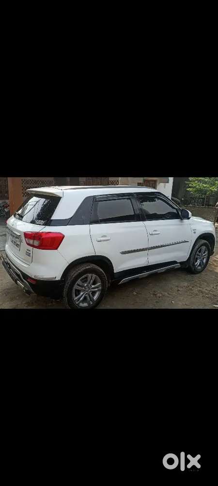 2nd Owner Maruti Vitara 2017