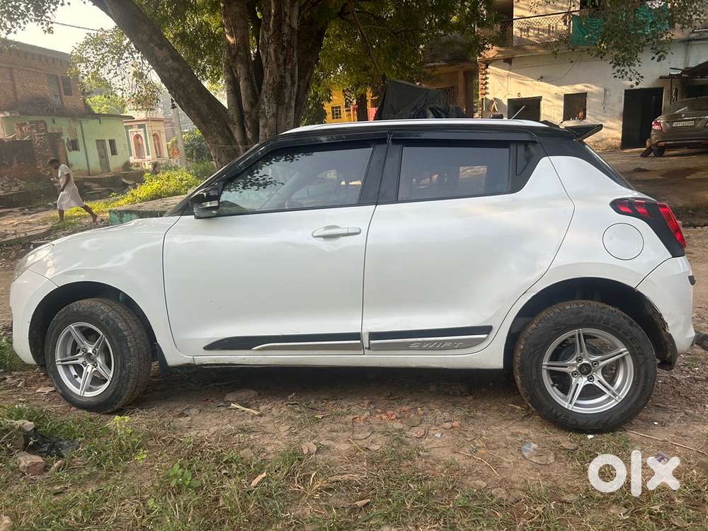 Maruti Suzuki Swift Vxi 2018