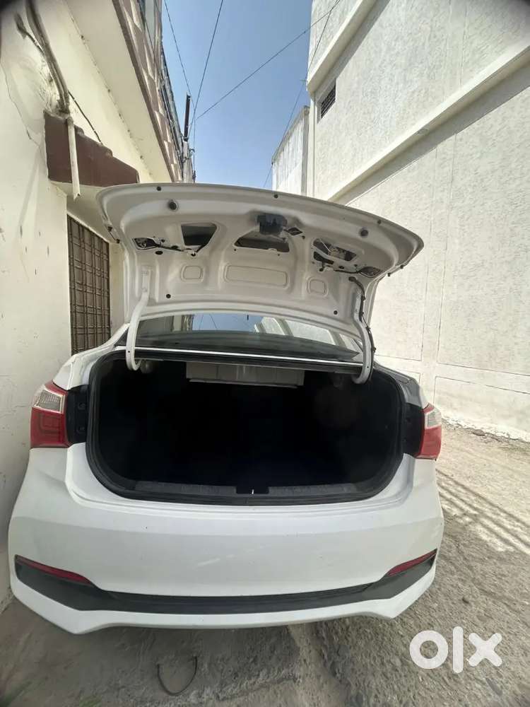 Hyundai Xcent 2017 Petrol Well Maintained