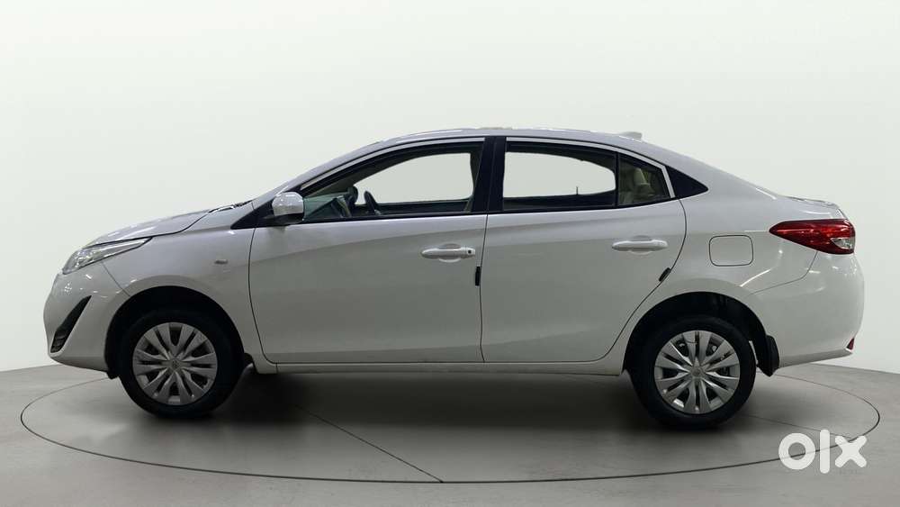 Toyota Yaris J, 2021, Petrol