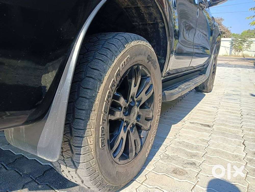 Ford Endeavour Titanium 4x2, 2017, Diesel