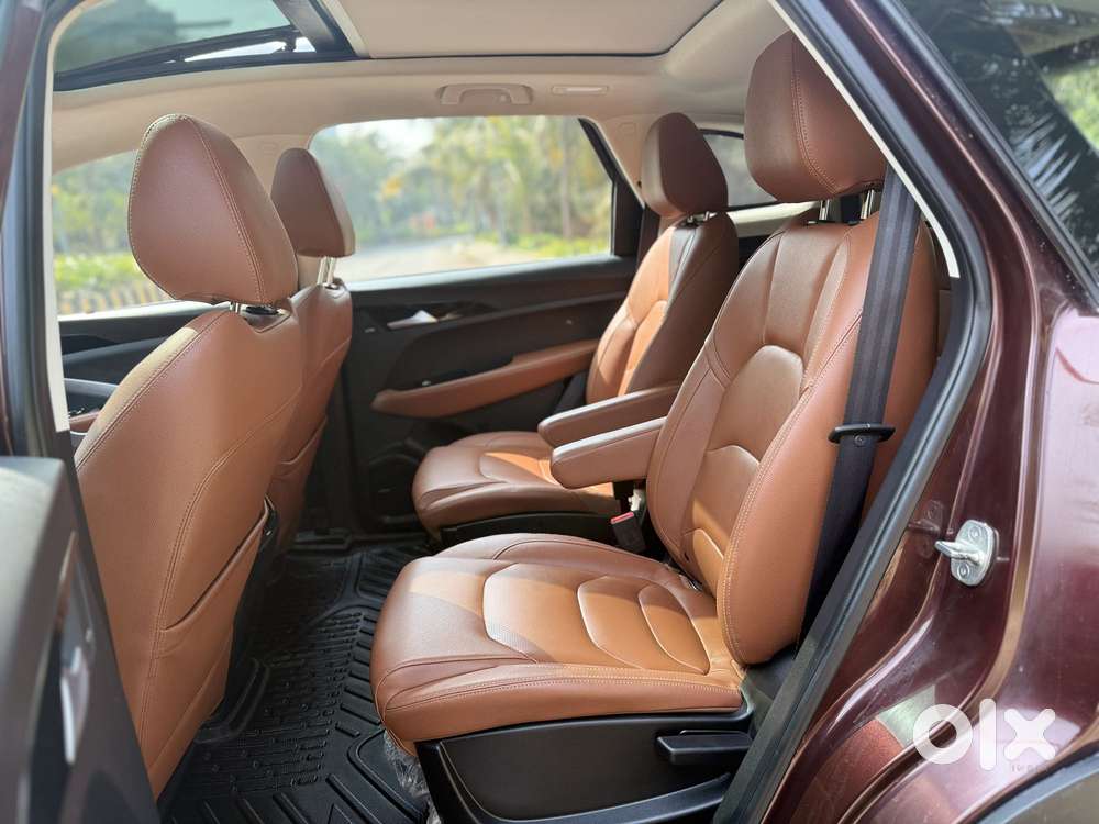 Mg Hector Plus 1.5 Sharp Turbo Cvt 6 Str, 2021, Petrol