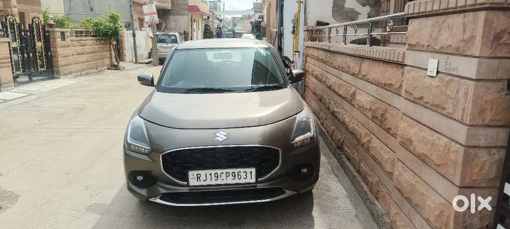 Maruti Swift Vxi With All Accessories And Back Camera Also