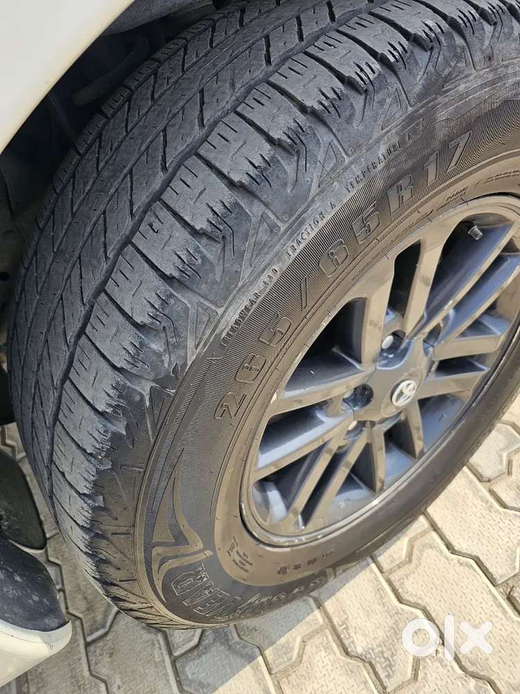 Toyota Fortuner 2016 Diesel 195000 Km Driven All Service Record