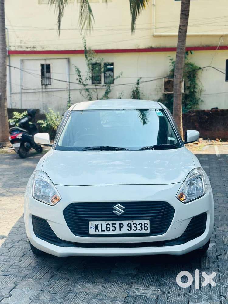 Maruti Suzuki Swift Vxi + Manual, 2020, Petrol