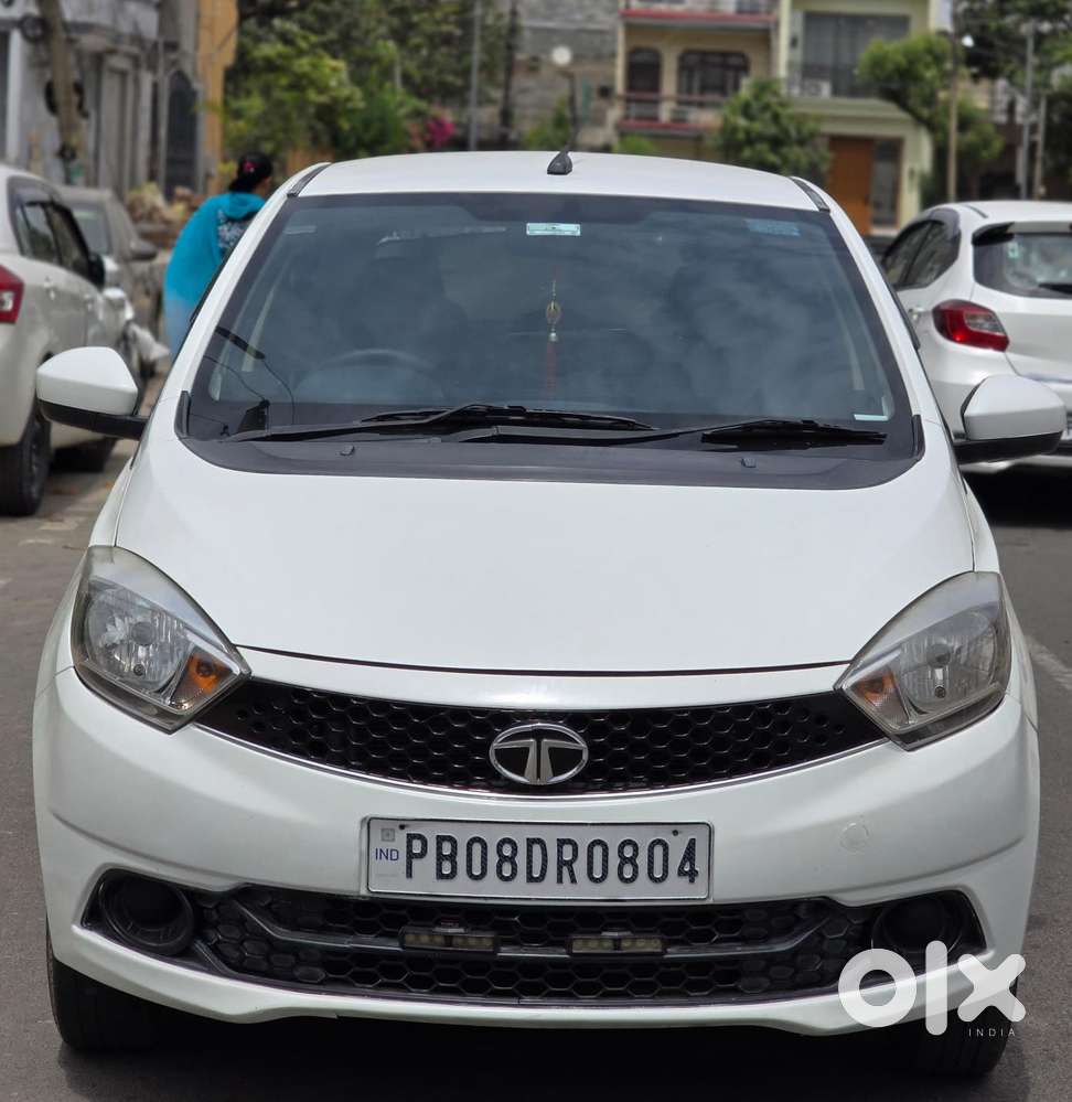 Tata Tiago Xe, 2016, Petrol