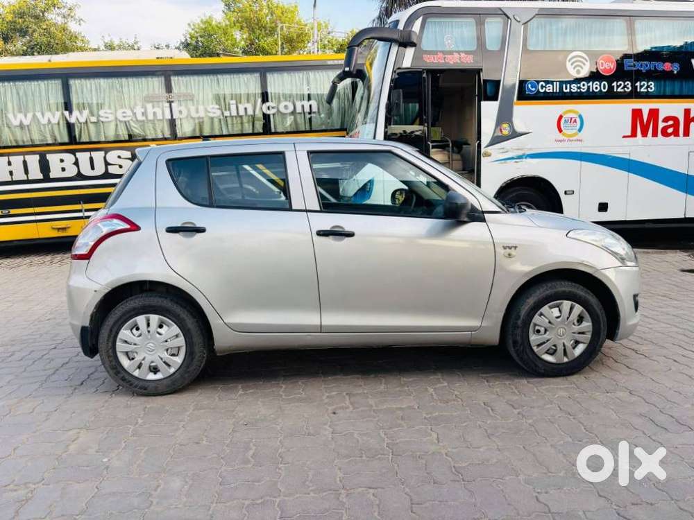 Maruti Suzuki Swift Lxi Option, 2012, Petrol
