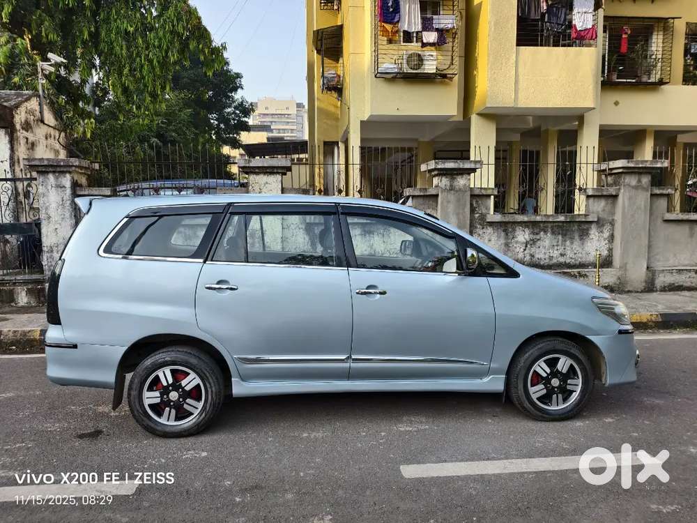 Toyota Innova V 2006