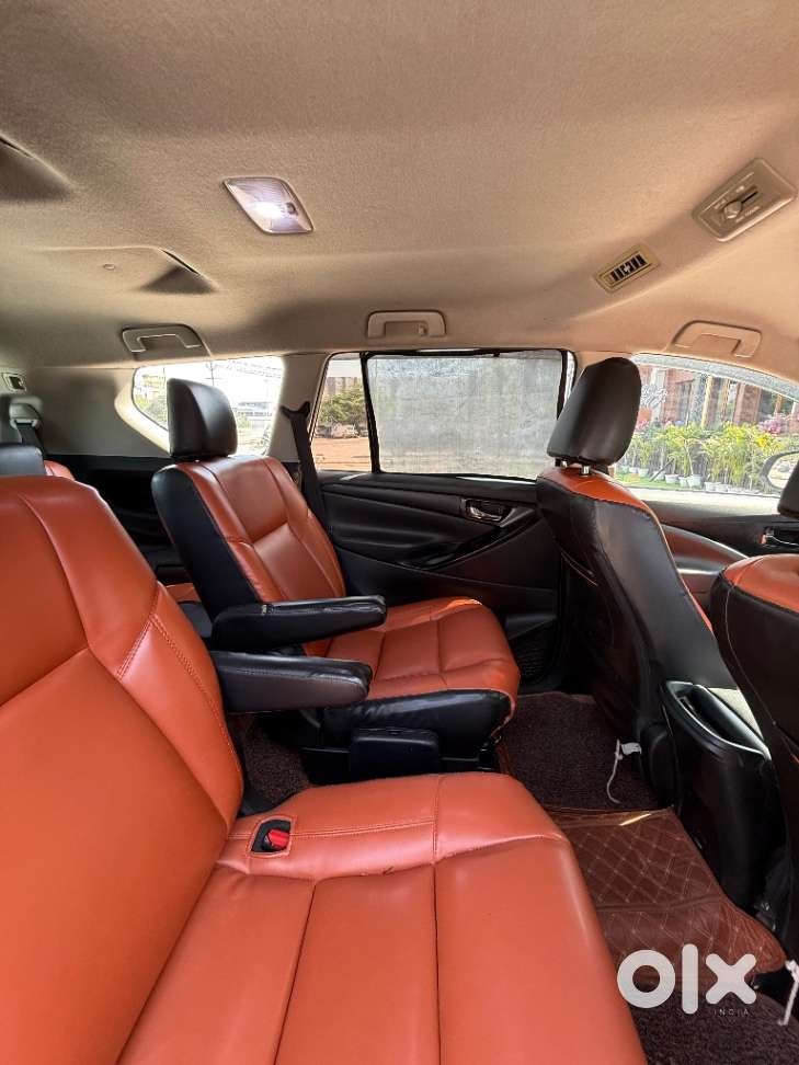 Toyota Innova Crysta