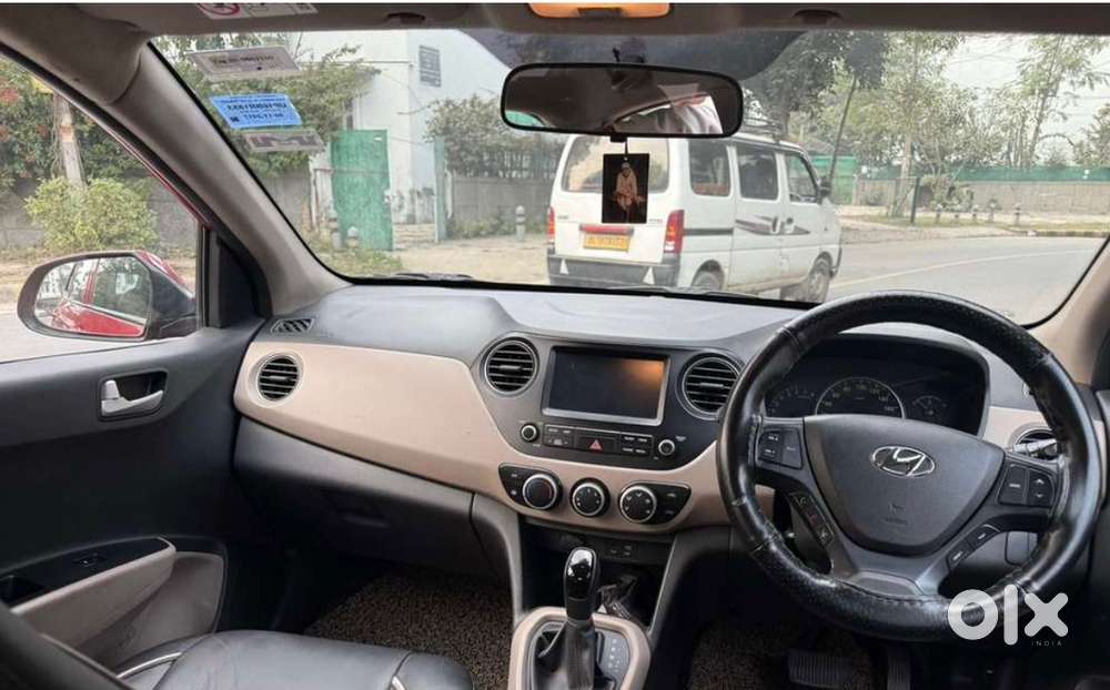 Hyundai Grand I10 Prime 2015 Petrol Well Maintained