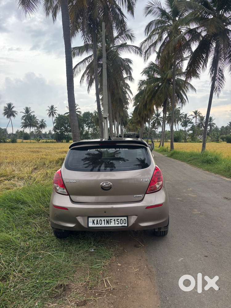 Hyundai I20 Magna Petrol 2012