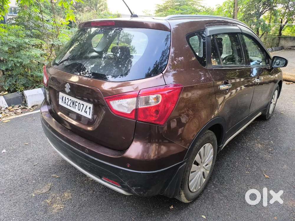 Maruti Suzuki S-cross 2016 Diesel Well Maintained