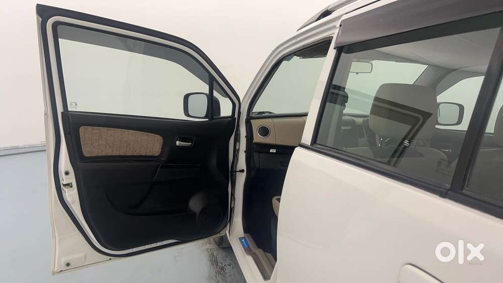 Maruti Suzuki Wagon R 1.0 Vxi Amt, 2018, Petrol