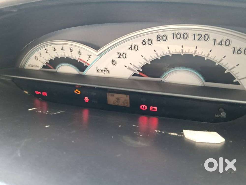 Toyota Etios Cross 1.2 V, 2011, Petrol