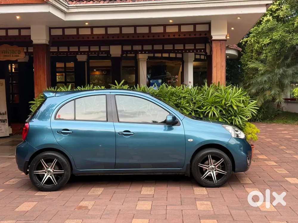 2017 Model Nissan Micra Xv Automatic Petrol Single Owner