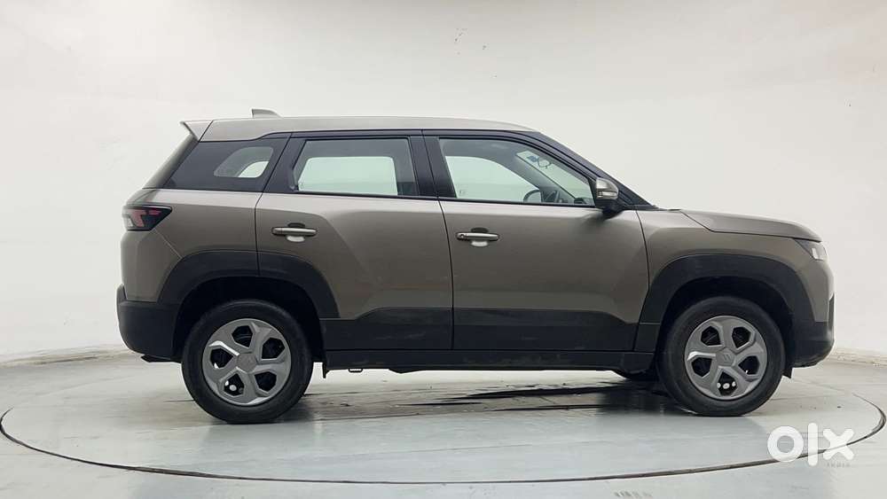 Maruti Suzuki Brezza Vxi At, 2024, Petrol