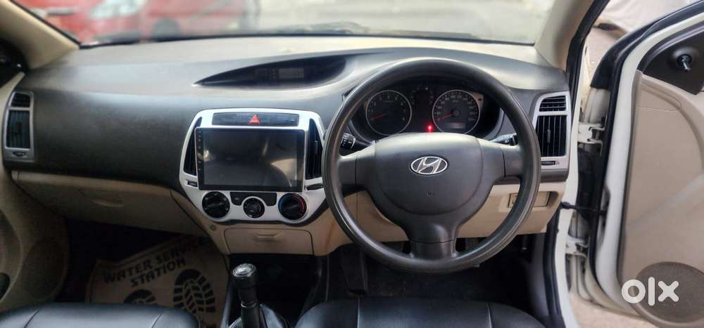 Hyundai I20 Era 1.2 Bs-iv, 2012, Petrol