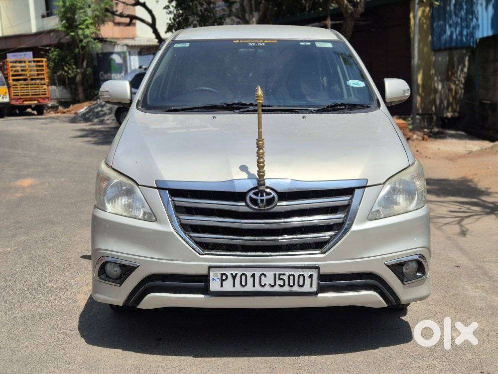 Toyota Innova 2.5 Z Diesel 7 Seater, 2015, Diesel