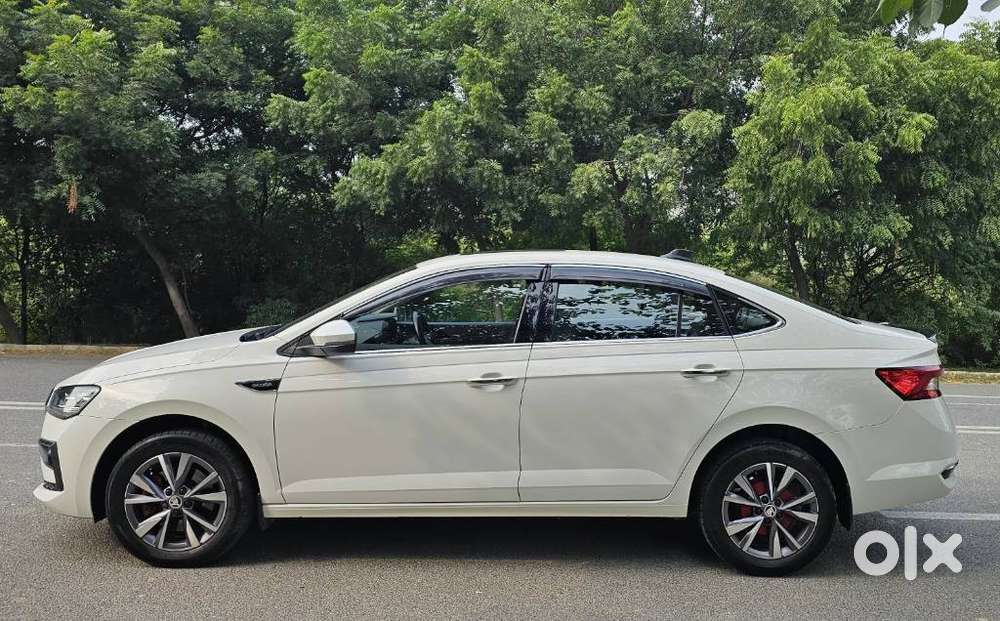Skoda Slavia Style 1.5l Tsi Mt, 2022, Petrol