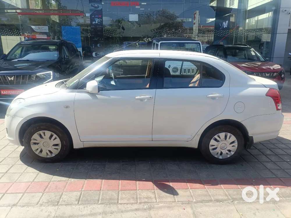 Maruti Suzuki Dzire 2009 Petrol 45000 Km Driven