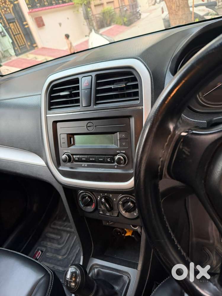 2022 Maruti Suzuki Brezza Petrol