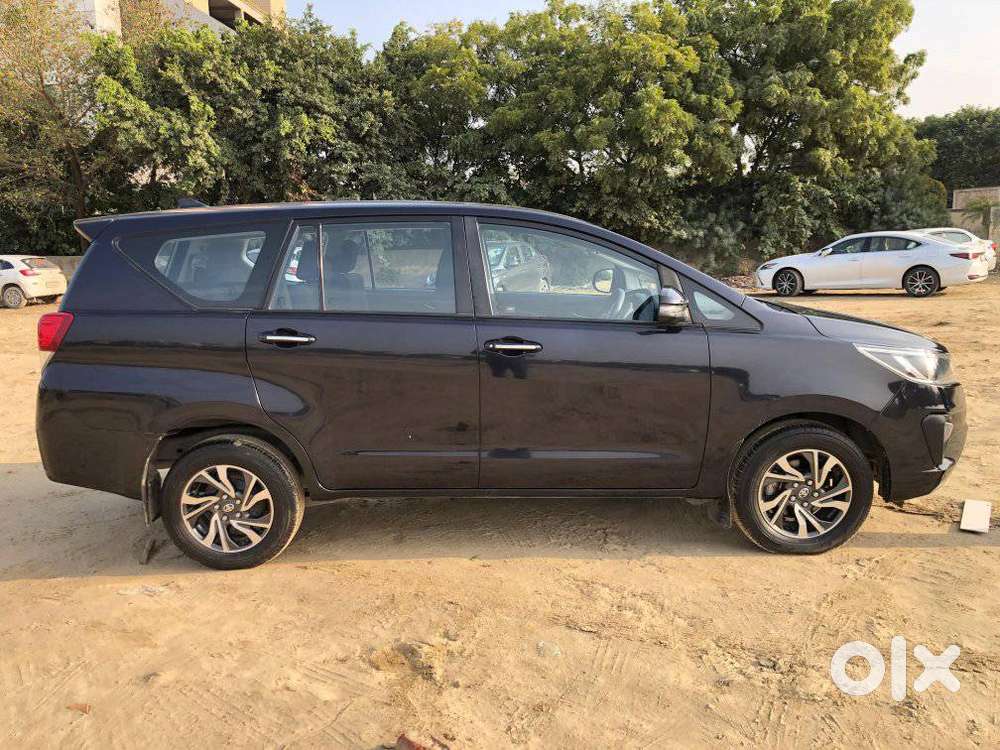 Toyota Innova Crysta 2.4 G Mt 7 Str, 2021, Diesel