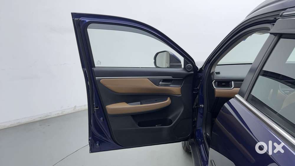 Honda Elevate Zx Mt, 2025, Petrol