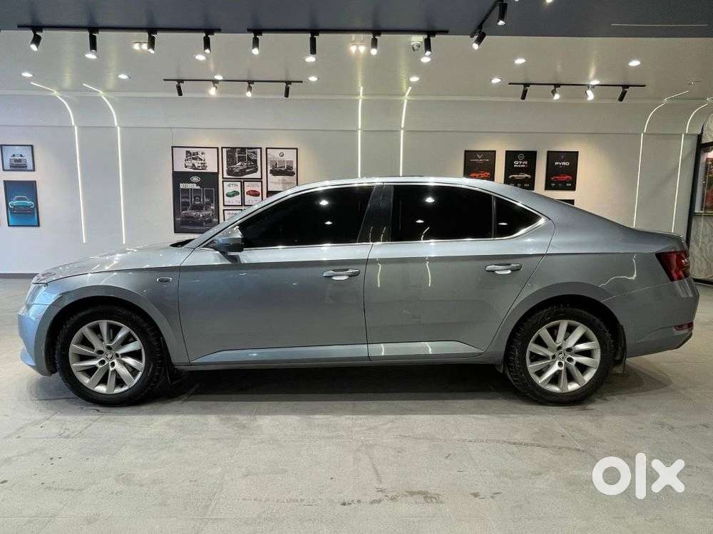 Skoda Superb L&k 2.0 Tdi At, 2016, Diesel