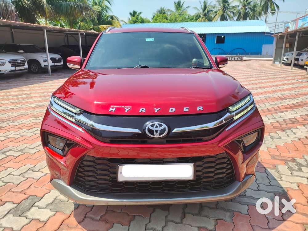 Toyota Urban Cruiser Hyryder, 2023, Petrol